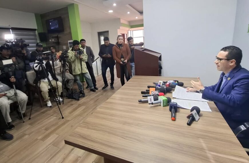 Fiscalía investiga a joven de 18 años por homicidio en…