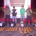 Aprehenden a dos pasajeros con clorhidrato de cocaína en la carretera Cochabamba–Oruro
