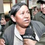 Aprehenden a Nemesia Achacollo en Santa Cruz y la trasladan a La Paz