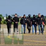 Nuevas imágenes muestran el traslado de Sebastián Marset al avión en Santa Cruz