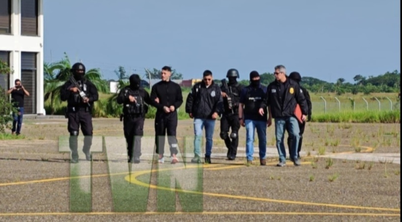 Nuevas imágenes muestran el traslado de Sebastián Marset al avión en Santa Cruz