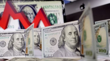 Dólar referencial marca récord y anticipa presión sobre la economía familiar en Bolivia