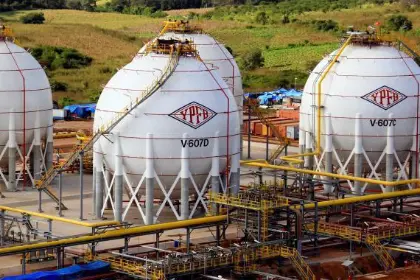 Presidente de YPFB advierte riesgo de crisis energética y posible importación de gas