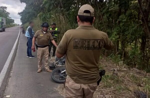 Crimen en el trópico: hallan a un hombre baleado junto a su motocicleta