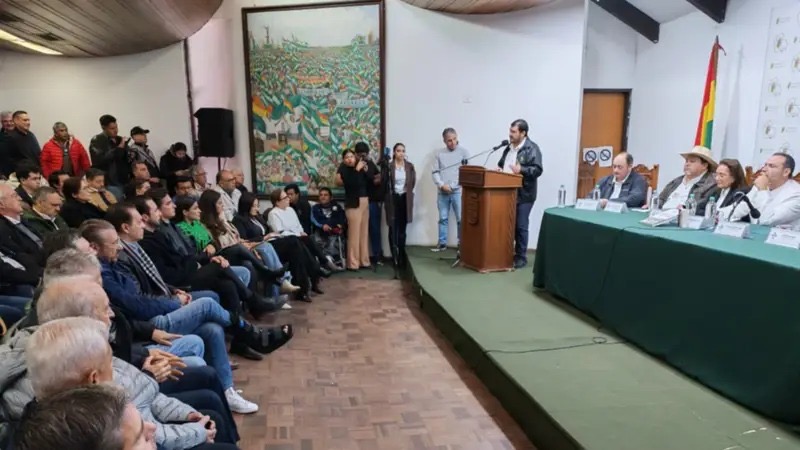 Asamblea de la Cruceñidad reúne a sectores e instituciones en&hellip;