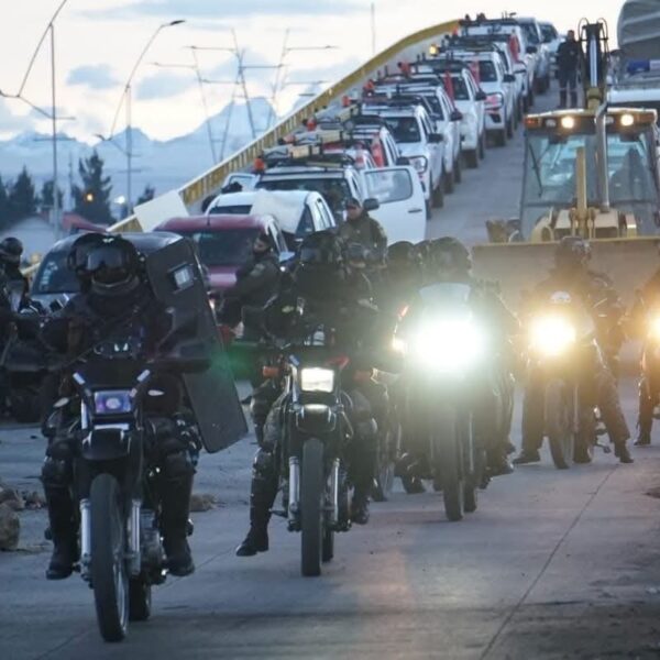 Gobierno activa “Corredor Humanitario” y libera ruta clave hacia La Paz