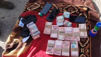Aprehenden a un hombre con más de Bs 190 mil…