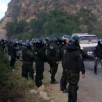 Arrestan a tres movilizados tras operativo policial en la ruta hacia Parotani