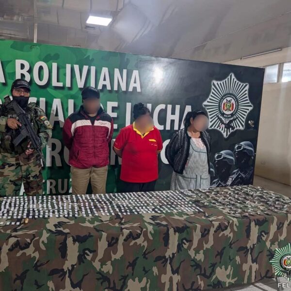 Allanamiento en Satélite Norte termina con tres aprehendidos y secuestro de droga