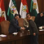 Gobierno y COB ingresan a cuarto intermedio tras instalar mesa de diálogo en…