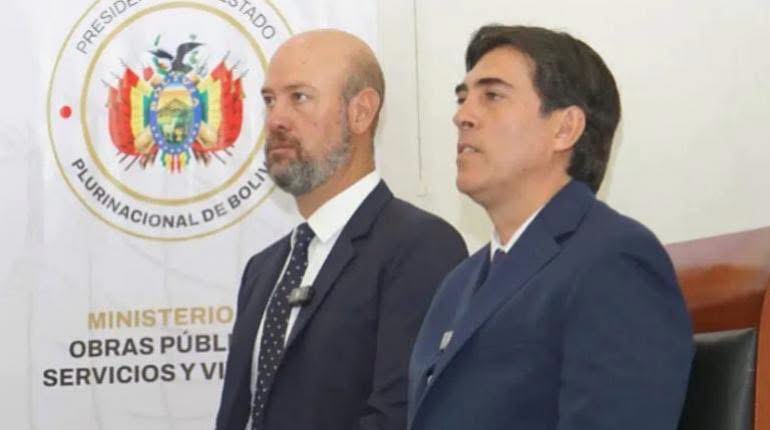 Gobierno destituye al gerente de BoA tras polémica por viaje…