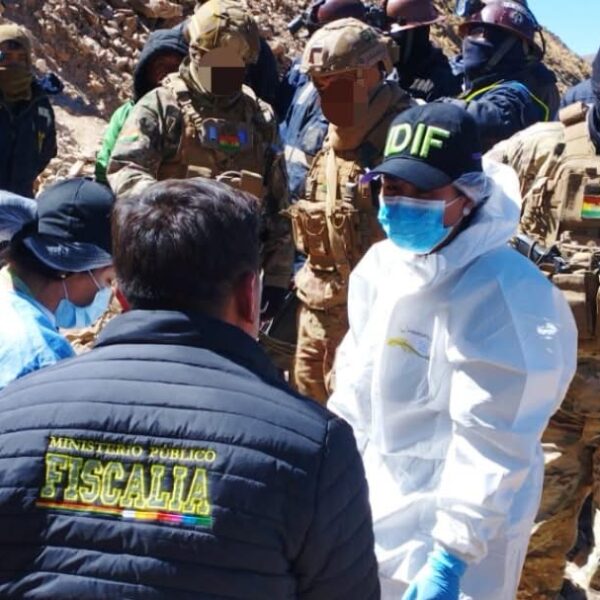 Fiscalía investiga la muerte de dos militares y un guardia en Huanuni tras presunta emboscada de “jukus”