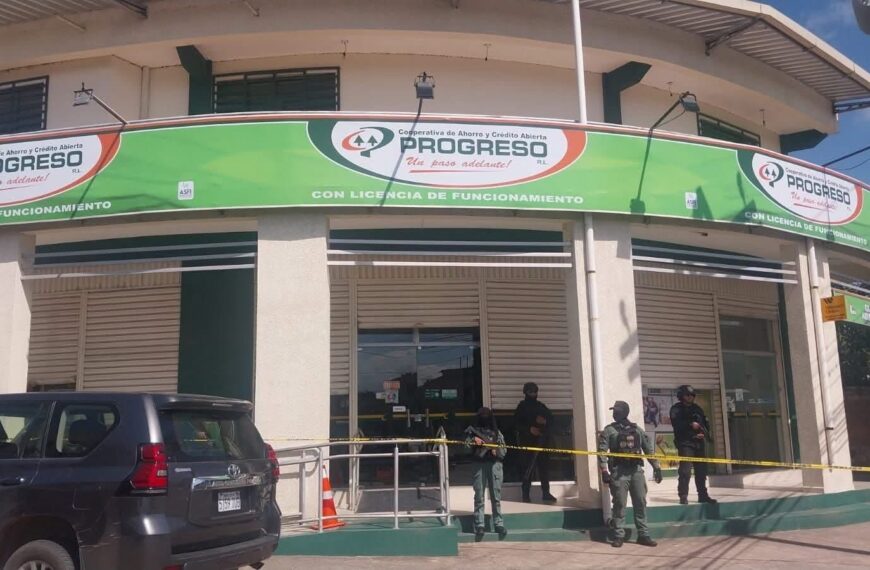 Atracador roba más de Bs 50.000 de una cooperativa en…