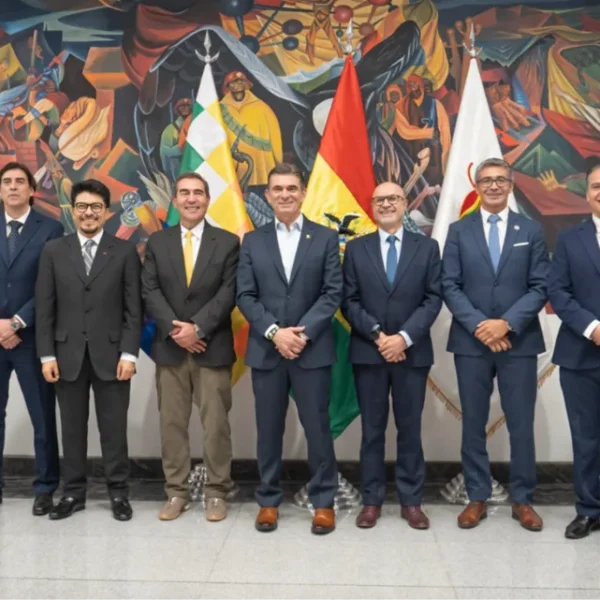 Rodrigo Paz reduce el gabinete a 12 ministerios y elimina las carteras de Planificación y Turismo