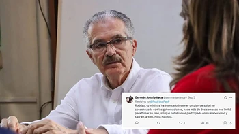 Santa Cruz acusa al Gobierno de recortar competencias de las gobernaciones en el área de salud