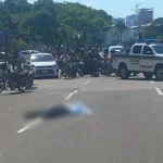 Acribillan a un hombre en plena vía pública en el segundo anillo