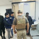 ARRESTAN A FUNCIONARIO DE MIGRACIÓN EN VIRU VIRU POR PRESUNTOS COBROS ILEGALES A&hellip;