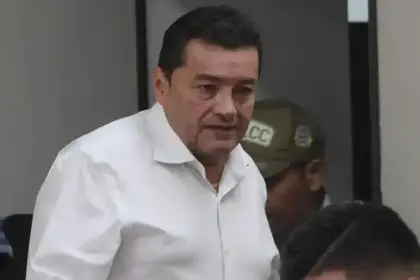 ADELANTAN PARA ESTE MARTES LA AUDIENCIA DE JHONNY FERNÁNDEZ POR…