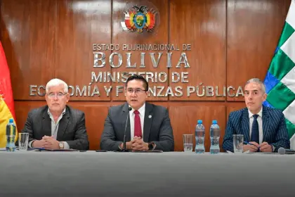 PGE 2027 PROYECTA CAÍDA ECONÓMICA DEL 1,5% E INFLACIÓN DEL 10,7% EN BOLIVIA
