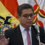 Gobierno anuncia aprehensión del fiscal interino Luis Montaño y lo acusa de usurpar…