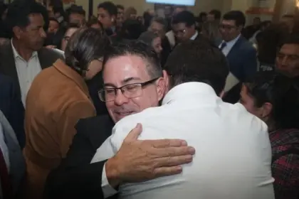 Urioste revela que un empresario le pidió su hoja de vida antes de ser designado fiscal general
